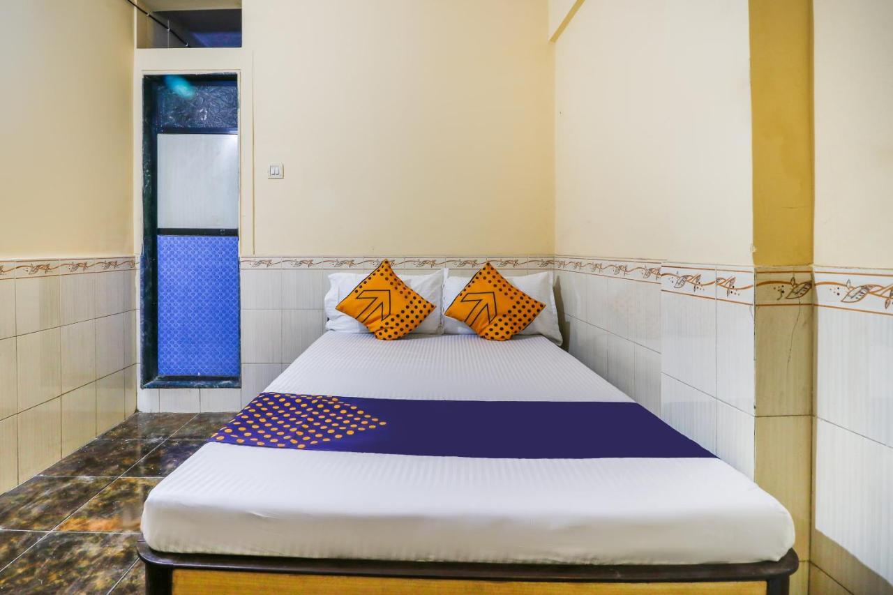 Spot On 66527 Pallavi Lodge Ulhasnagar Экстерьер фото