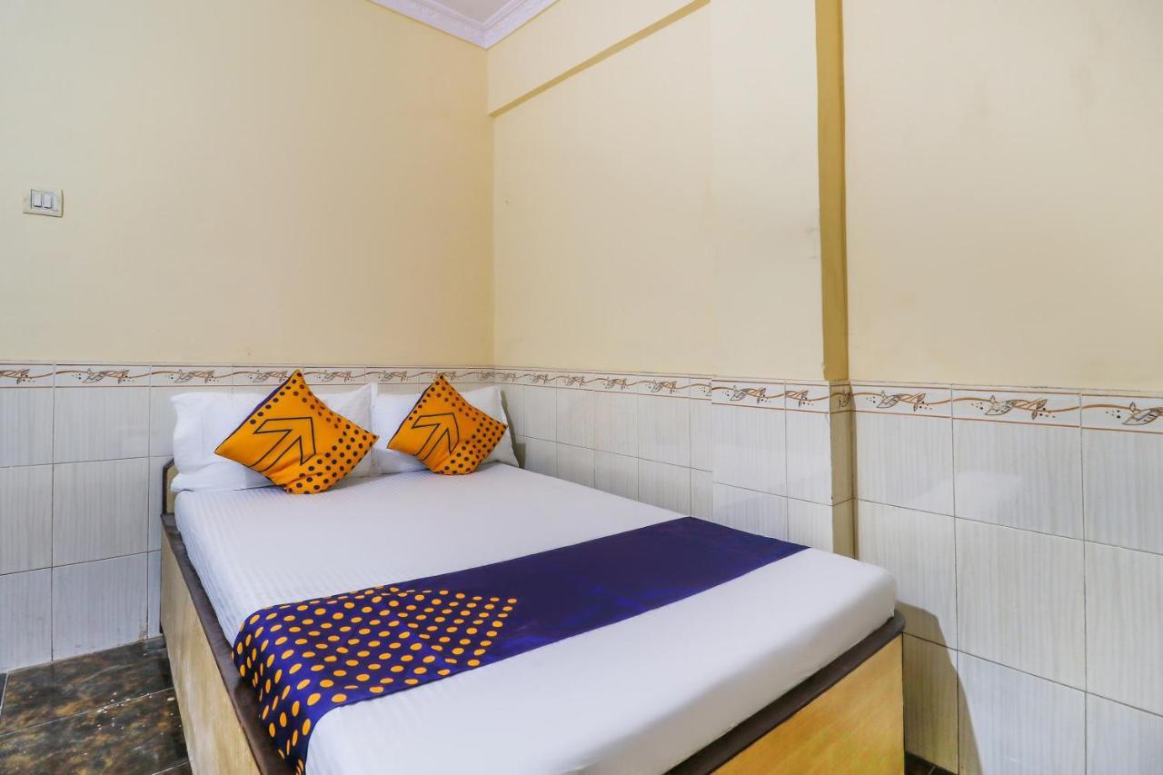 Spot On 66527 Pallavi Lodge Ulhasnagar Экстерьер фото