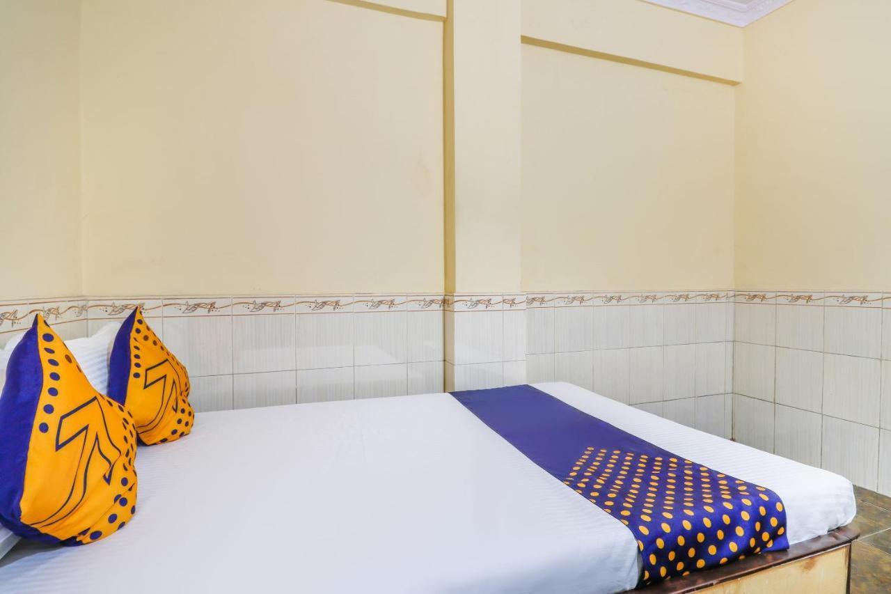 Spot On 66527 Pallavi Lodge Ulhasnagar Экстерьер фото