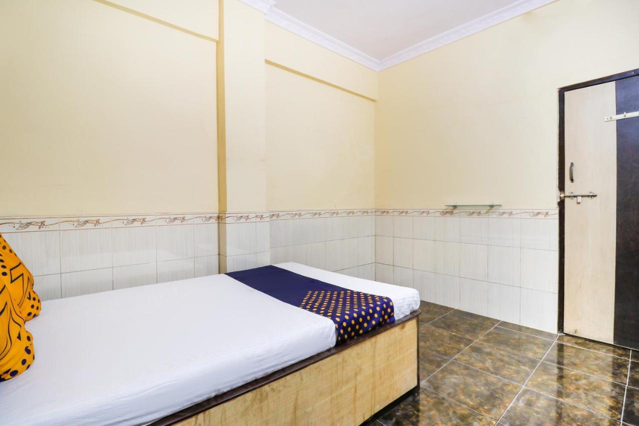 Spot On 66527 Pallavi Lodge Ulhasnagar Экстерьер фото